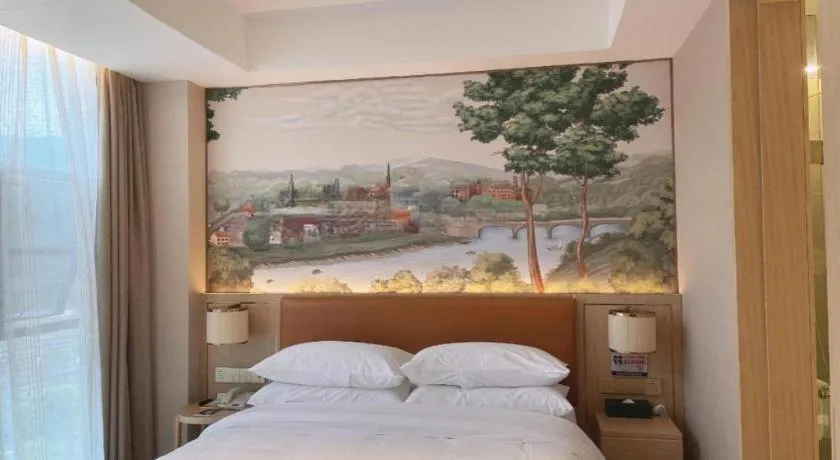 Bed in Vienna Hotel Chongqing West Station Square