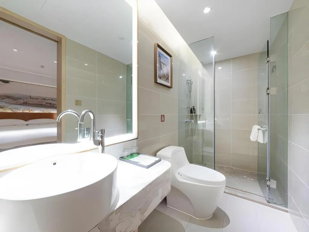 Vienna Hotel Chongqing West Station Square