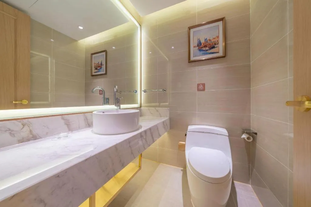 Vienna Hotel Chongqing West Station Square