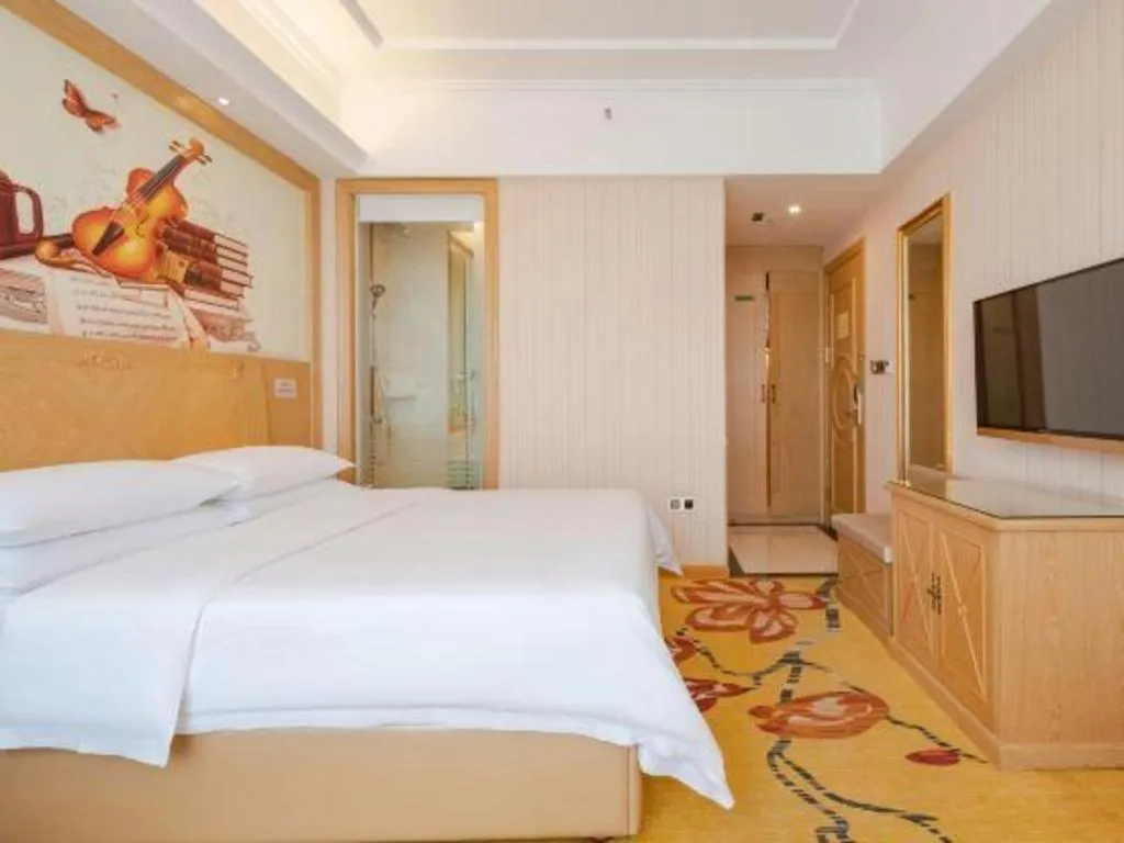 Bed in Vienna Hotel Chengdu North Railway Station North Square Wukuaishi Metro Station