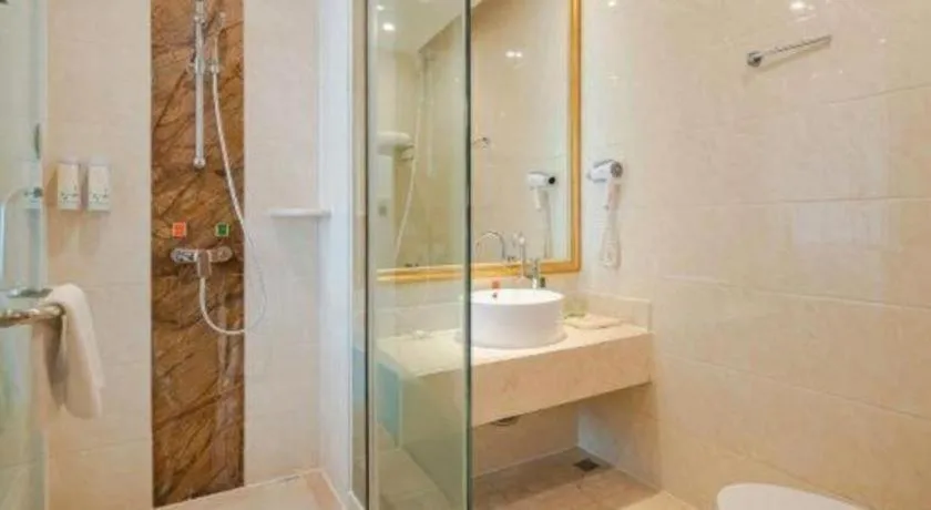 Vienna Hotel Chengdu North Railway Station North Square Wukuaishi Metro Station