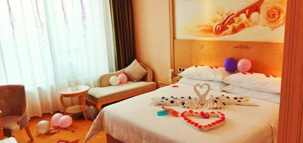 Bed in Vienna Hotel Chengdu North Railway Station North Square Wukuaishi Metro Station