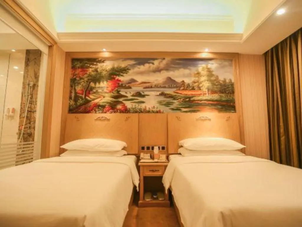 Bed in Vienna Hotel Chengdu North Railway Station North Square Wukuaishi Metro Station