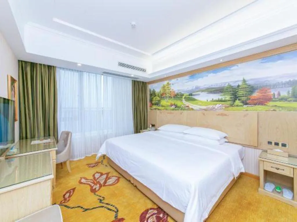 Bed in Vienna Hotel Chengdu North Railway Station North Square Wukuaishi Metro Station