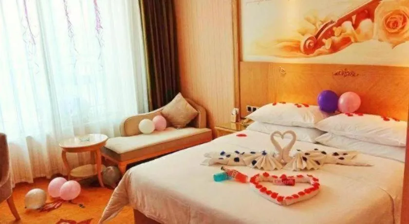 Bed in Vienna Hotel Chengdu North Railway Station North Square Wukuaishi Metro Station