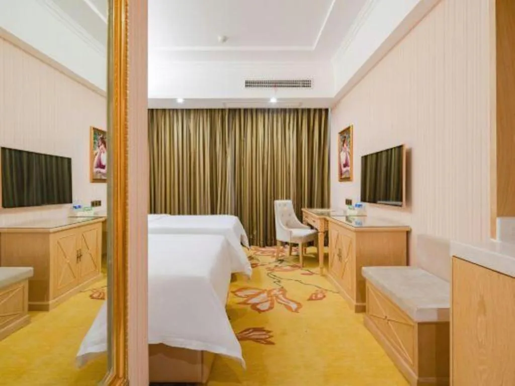 Bed in Vienna Hotel Chengdu North Railway Station North Square Wukuaishi Metro Station