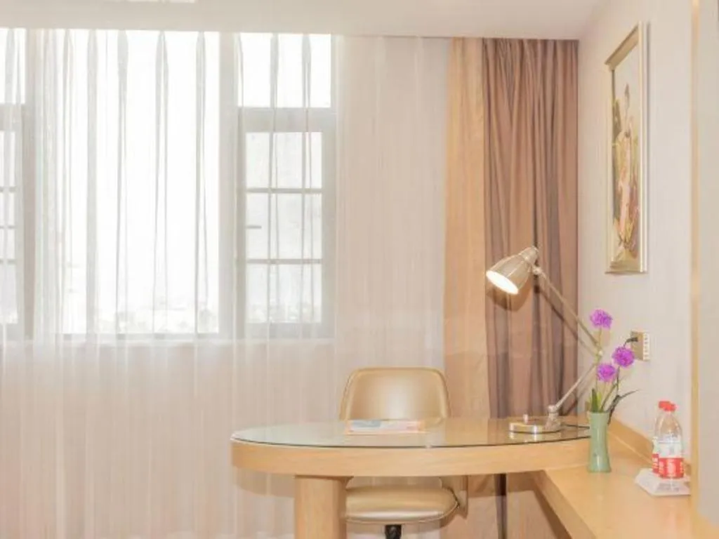 Vienna Hotel Yuxi Hongta Avenue High-Speed Railway Station