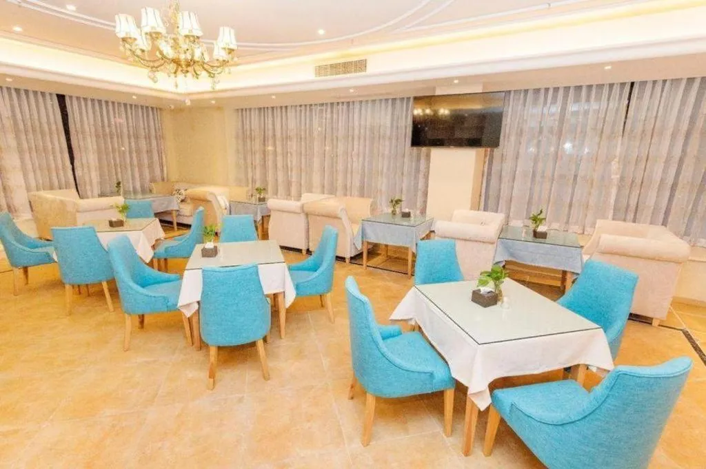 Vienna Hotel Chongqing Shizhu Stadium