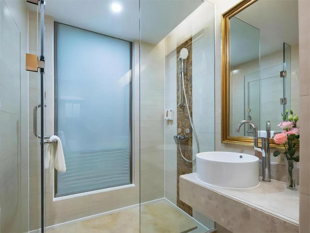 Vienna Hotel Guangdong Huidong Herung Pedestrian Street