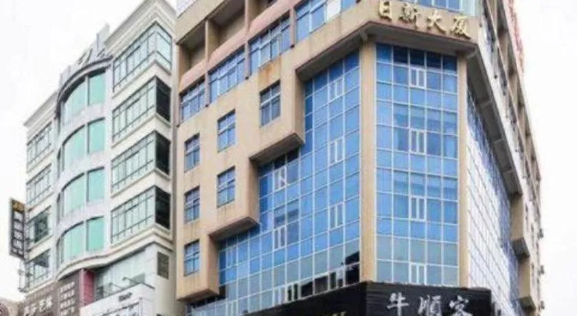 Vienna Hotel Guangdong Huidong Herung Pedestrian Street