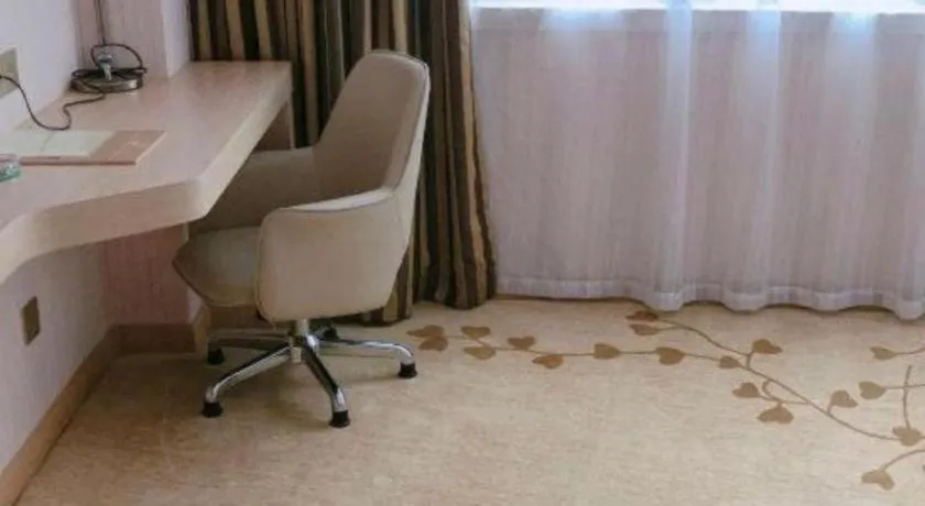 Vienna Hotel Guangxi Zhongshan Central Plaza West High-Speed Railway Station