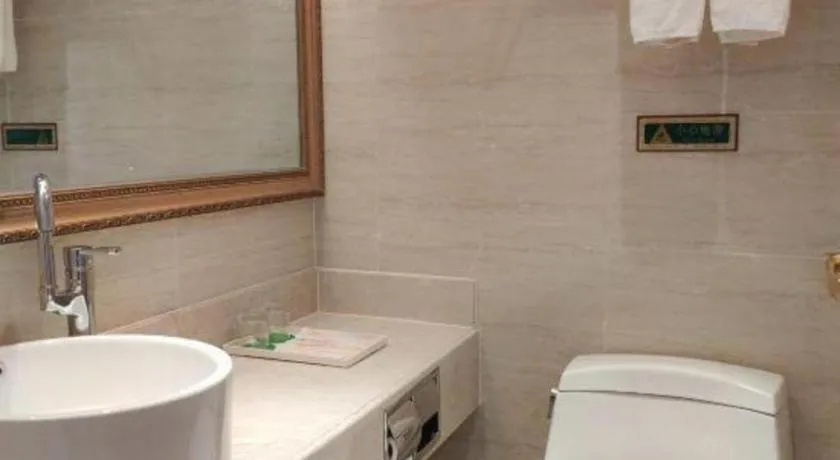 Vienna Hotel Guangxi Zhongshan Central Plaza West High-Speed Railway Station