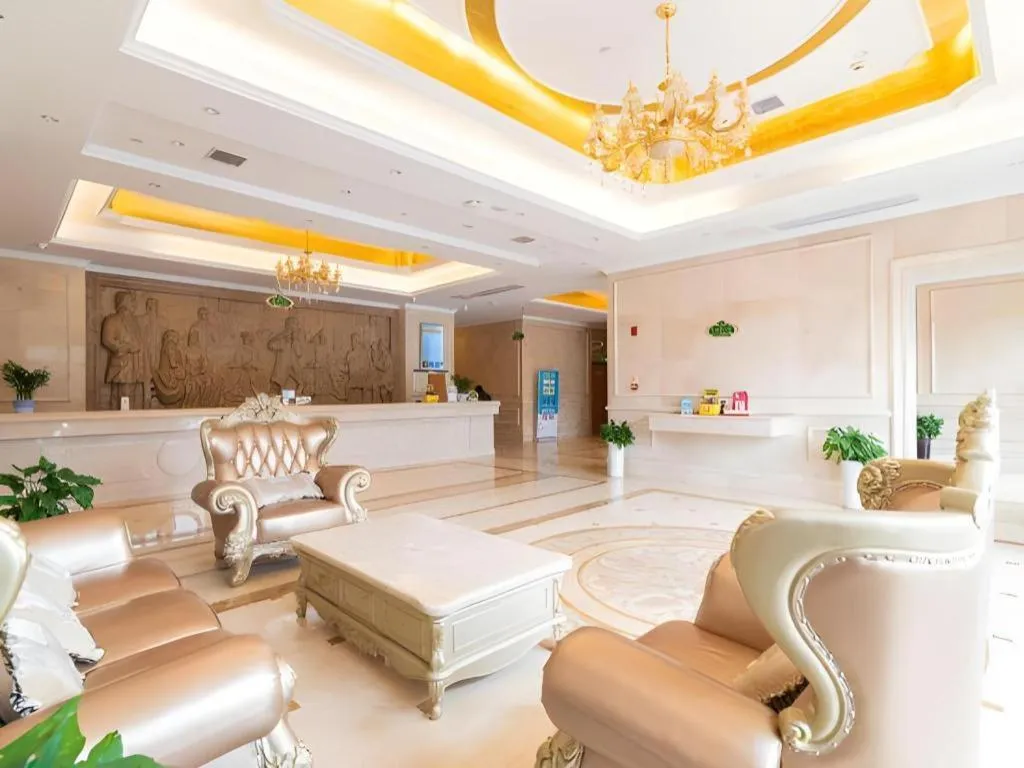 Vienna Hotel Hubei Jinzhou Jianli Jiangcheng