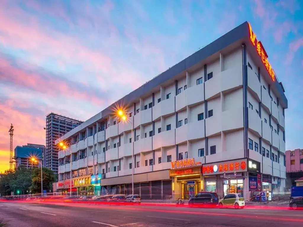 Vienna Hotel Tianjin Chentangzhuang Metro Station Vienna Hotel Tianjin Chentangzhuang Metro Station