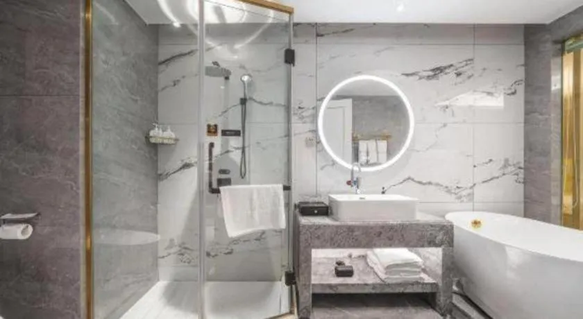 Vienna Hotel Yunnan Maitreya Huquan