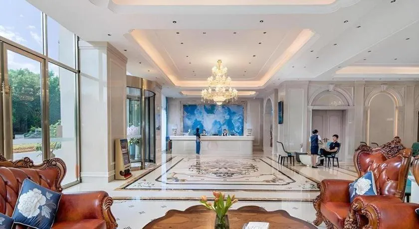 Vienna Hotel Yunnan Maitreya Huquan