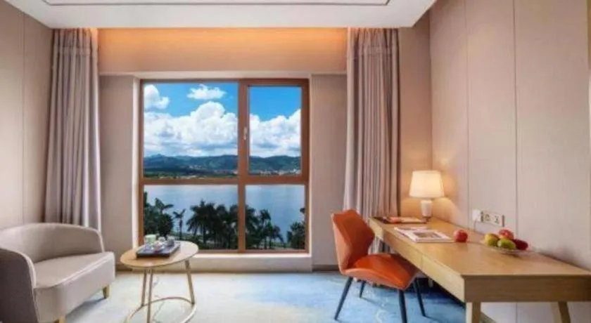 Vienna Hotel Yunnan Maitreya Huquan