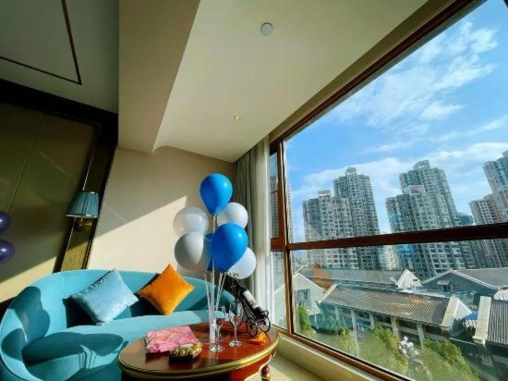 Vienna Hotel Yunnan Maitreya Huquan