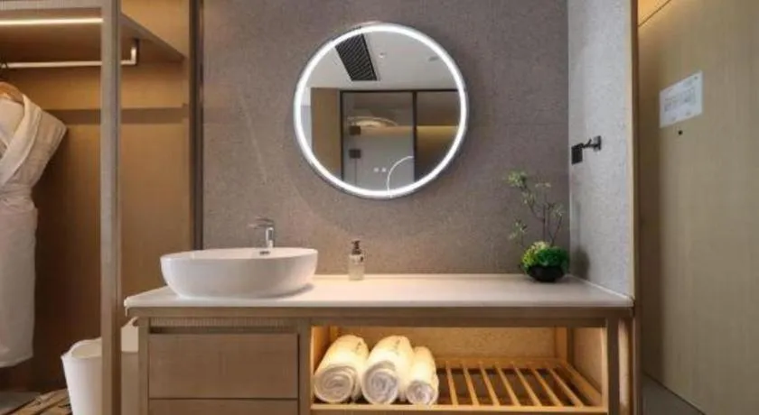 Vienna Hotel Yunnan Maitreya Huquan