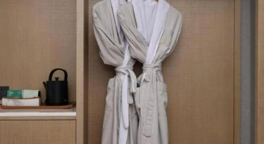 Vienna Hotel Yunnan Maitreya Huquan