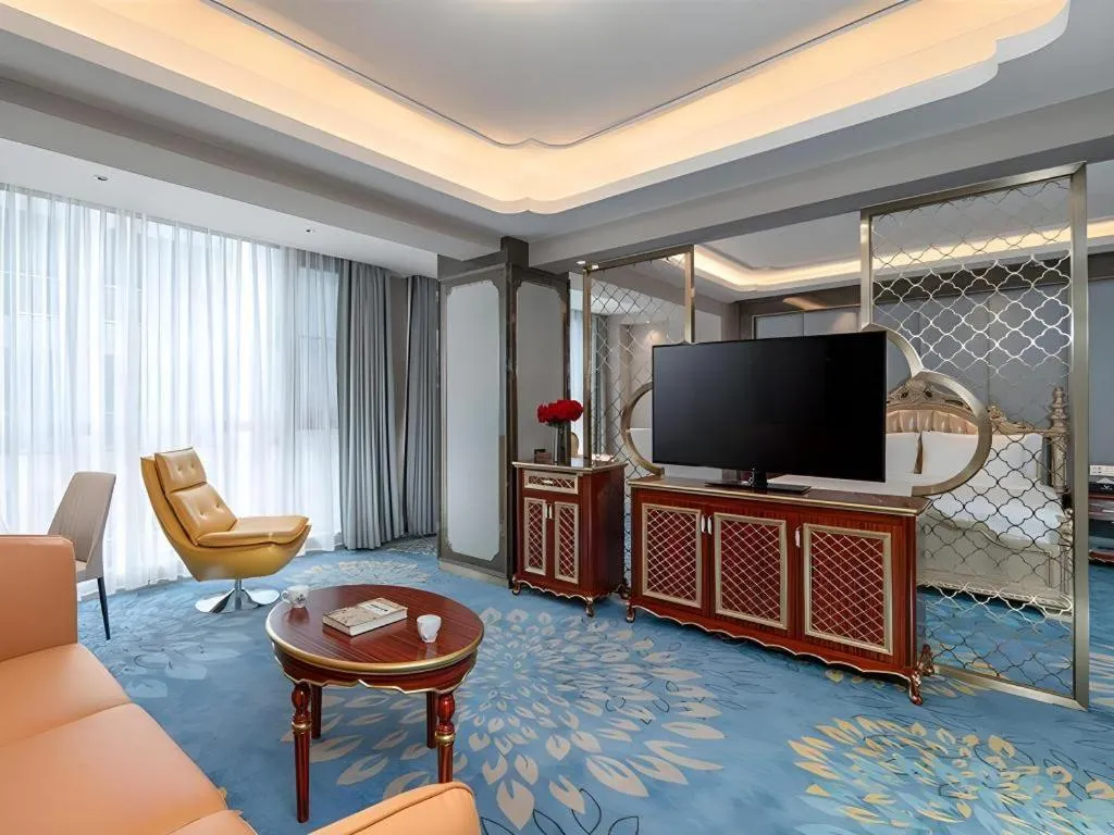 Vienna Hotel Yunnan Maitreya Huquan