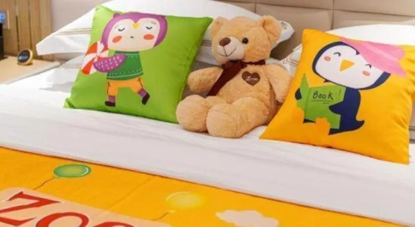 Bed in Vienna Hotel Yunnan Maitreya Huquan