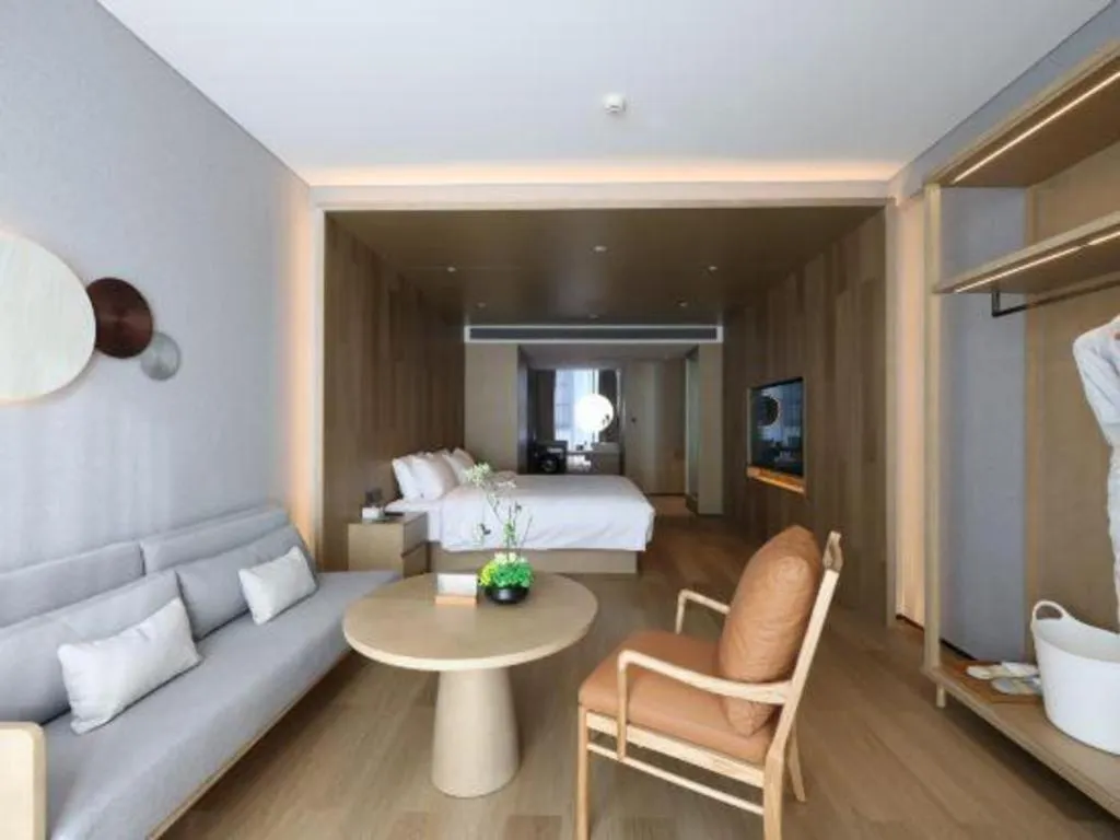 Vienna Hotel Yunnan Maitreya Huquan