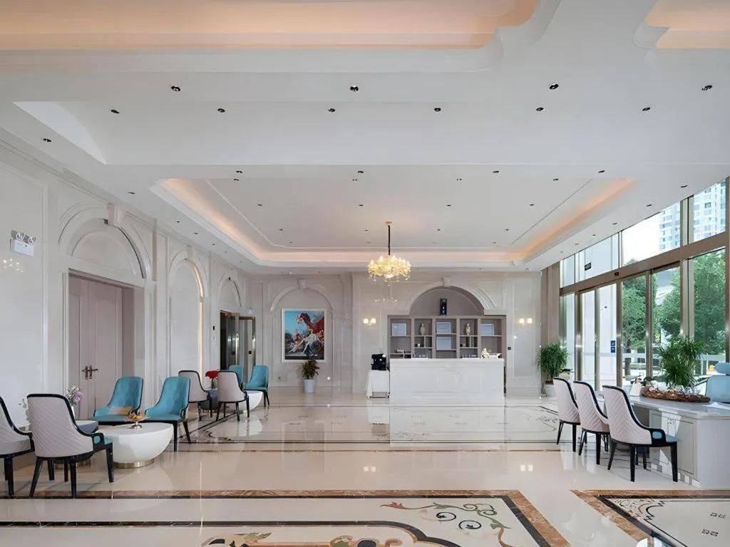 Vienna Hotel Yunnan Maitreya Huquan