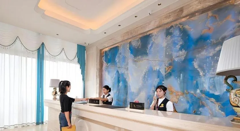 Vienna Hotel Yunnan Maitreya Huquan