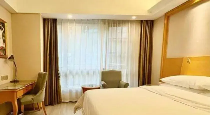 Bed in Vienna Hotel Anhui Xuancheng High-Speed Railway Station Bed in Vienna Hotel Anhui Xuancheng High-Speed Railway Station