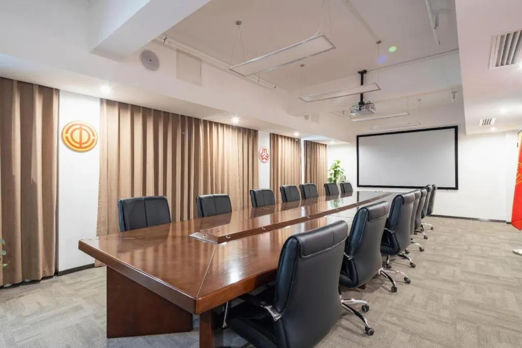 Vienna Hotel Tianjin 5th Avenue Youyi Road Cultural Center Metro Station