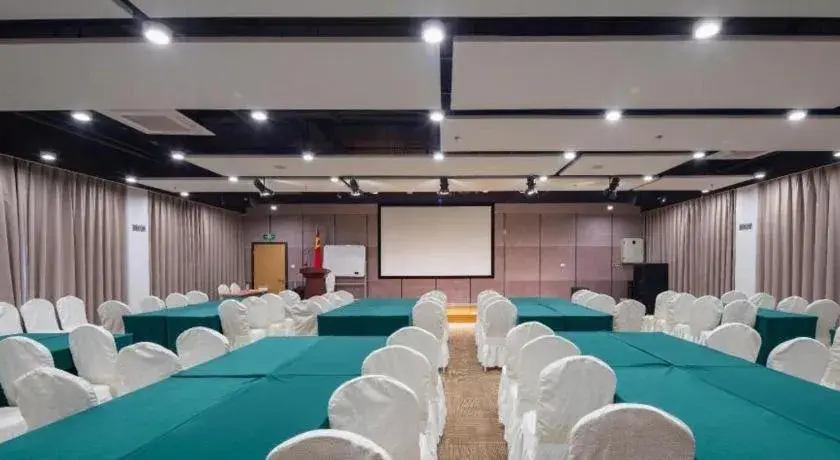 Vienna Hotel Tianjin 5th Avenue Youyi Road Cultural Center Metro Station Vienna Hotel Tianjin 5th Avenue Youyi Road Cultural Center Metro Station