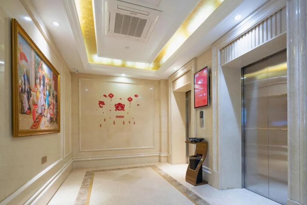 Vienna Hotel Tianjin 5th Avenue Youyi Road Cultural Center Metro Station