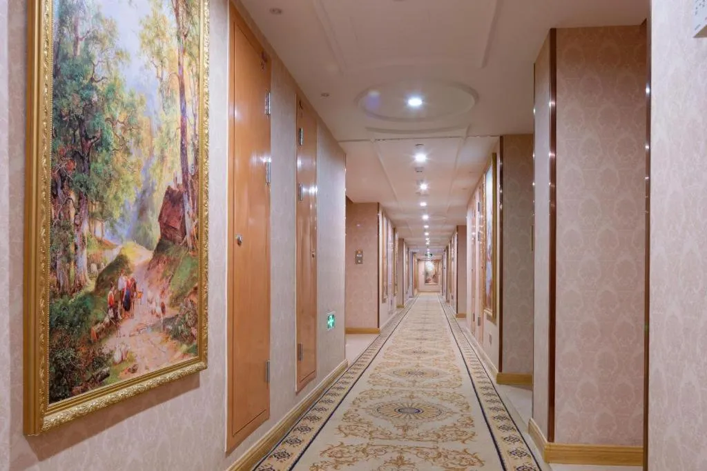 Vienna Hotel Tianjin 5th Avenue Youyi Road Cultural Center Metro Station