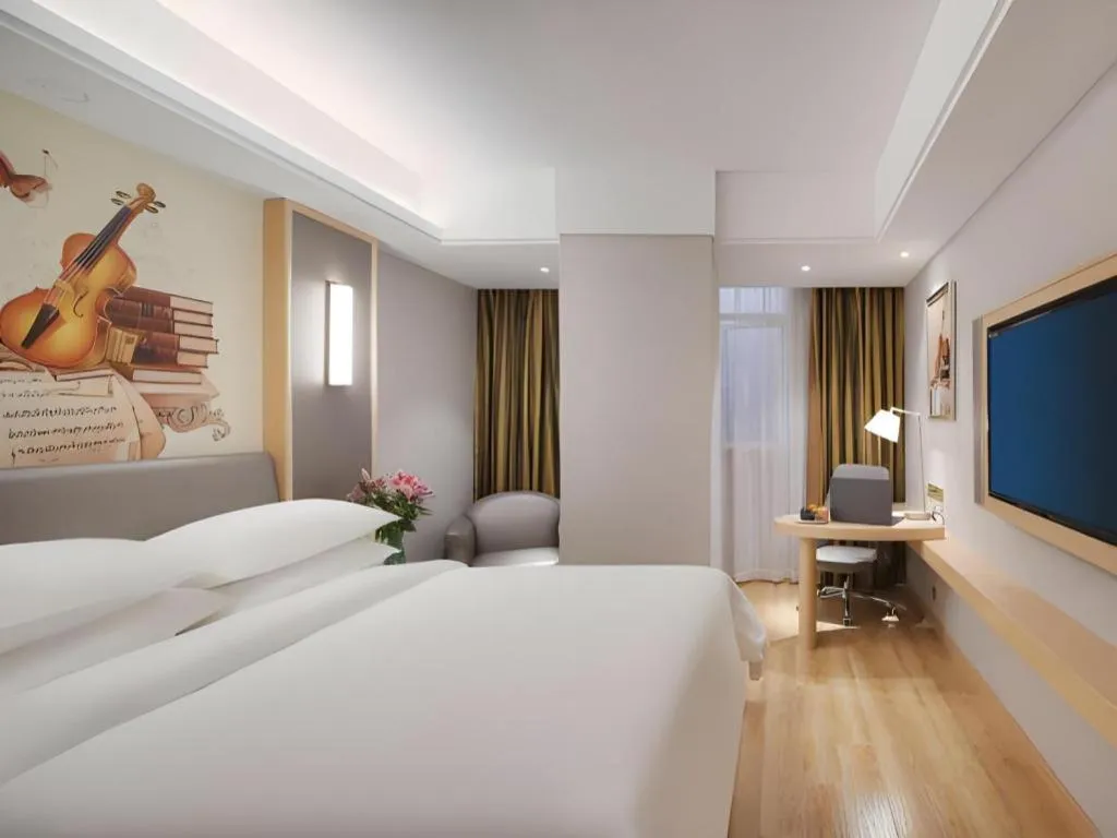 Bed in Vienna Hotel Shanghai Hongqiao Hub National Exhibition Center Huqingping Road