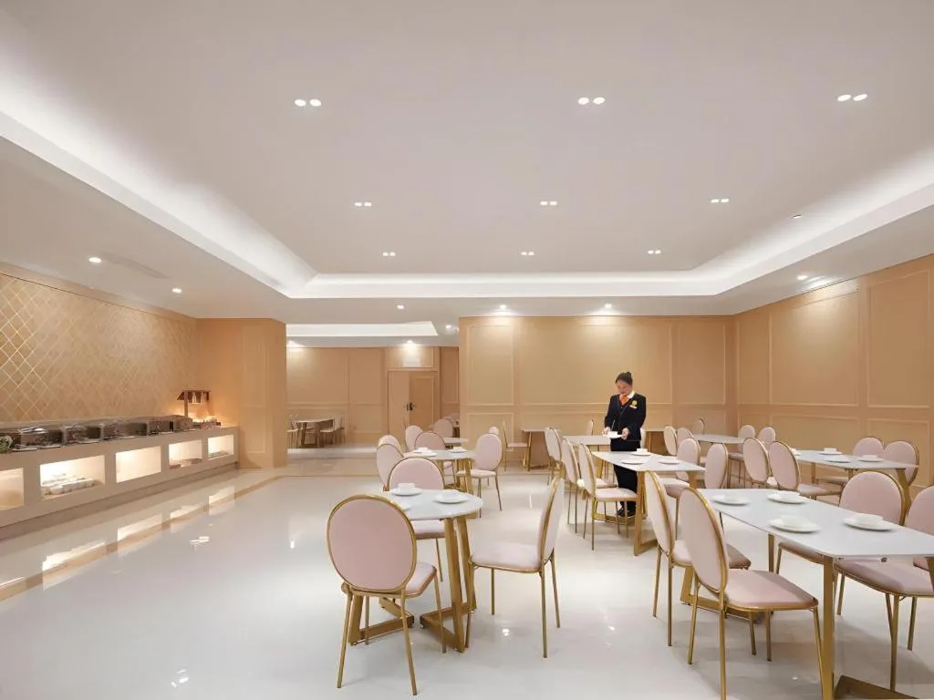 Vienna Hotel Shanghai Hongqiao Hub National Exhibition Center Huqingping Road