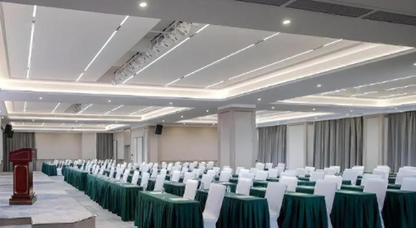 Venus Royal Hotel Guangdong Zhongshan Dongfeng Center