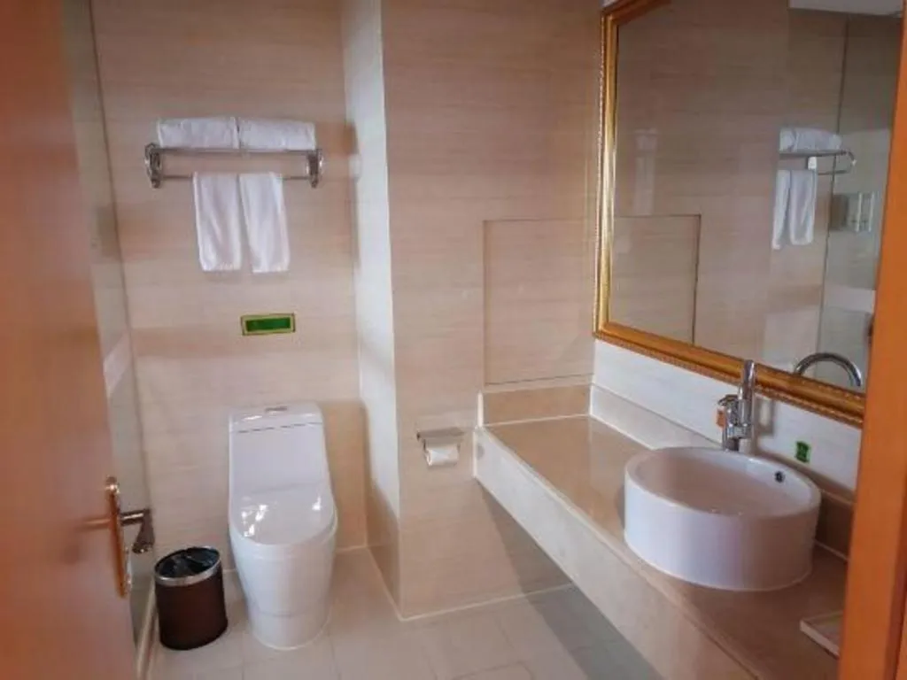 Vienna Hotel Guangxi Yulin Rong County Guinan Road