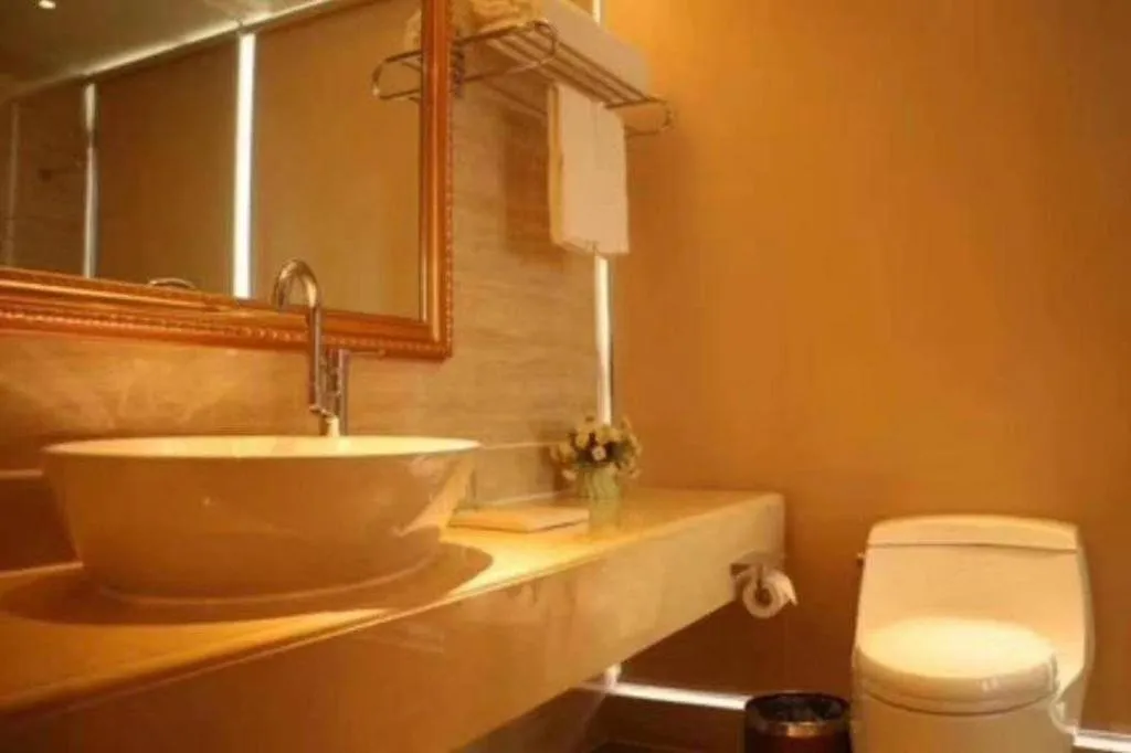 Vienna Hotel Guangxi Yulin Rong County Guinan Road