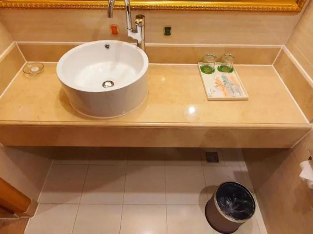 Vienna Hotel Guangxi Yulin Rong County Guinan Road