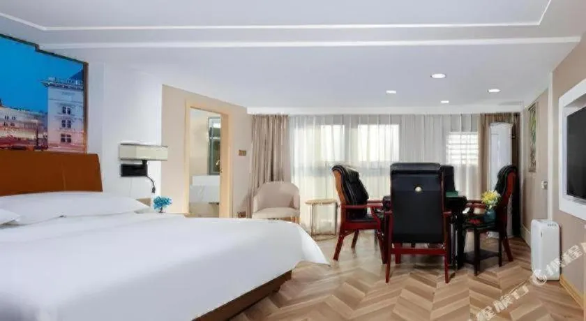 Bed in Vienna Hotel Chengdu Exhibition Center In Time City