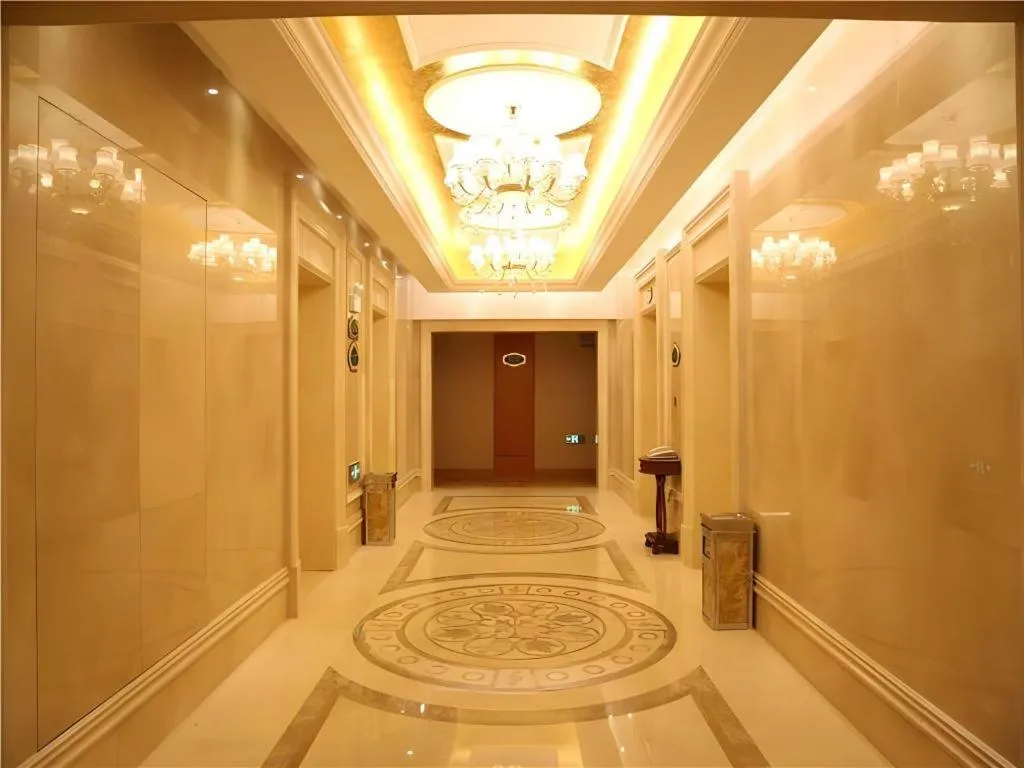 Vienna Hotel Shandong Laizhou Langhu International Plaza