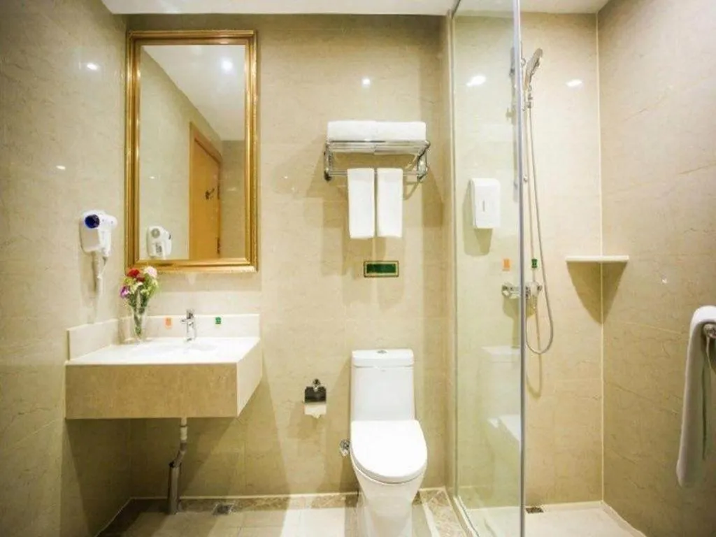 Vienna Hotel Shandong Laizhou Langhu International Plaza