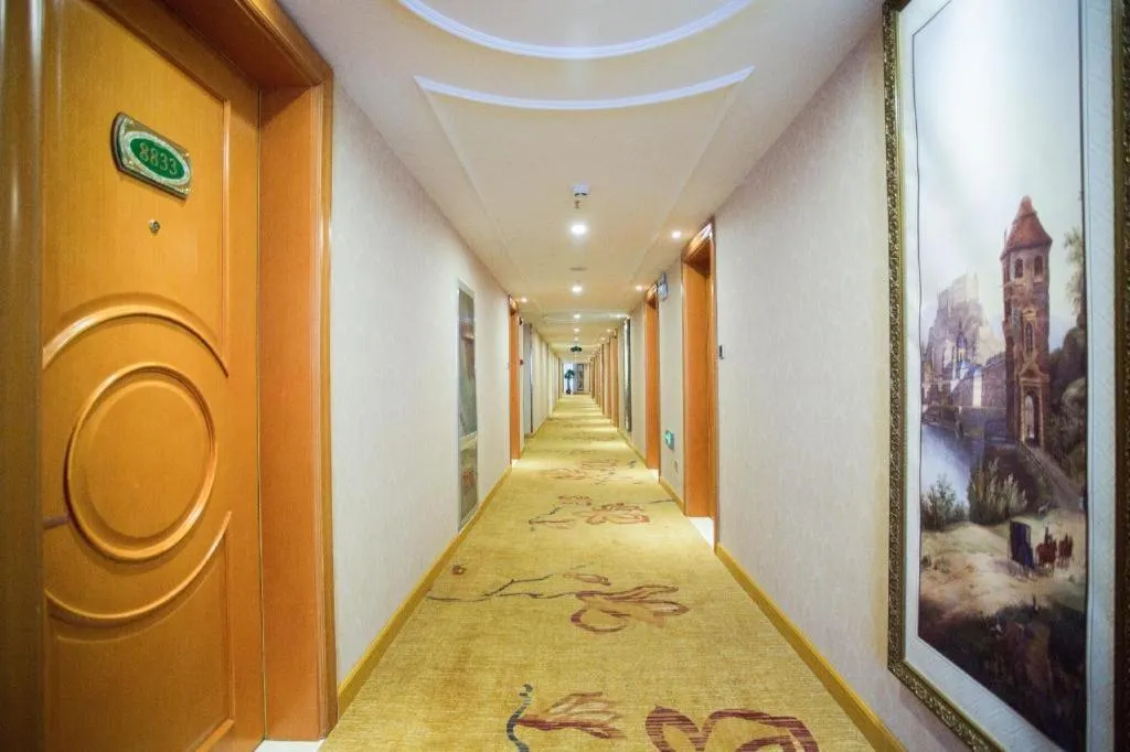 Vienna Hotel Shandong Laizhou Langhu International Plaza