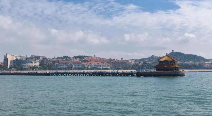 Vienna Hotel Shandong Qingdao Taidong Pijiu Street Liaoning Road