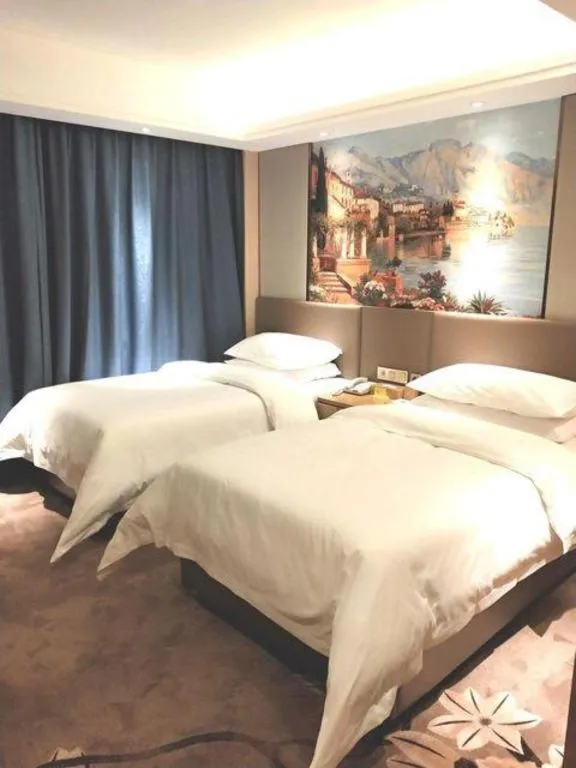 Bed in Vienna Hotel Shandong Qingdao Taidong Pijiu Street Liaoning Road
