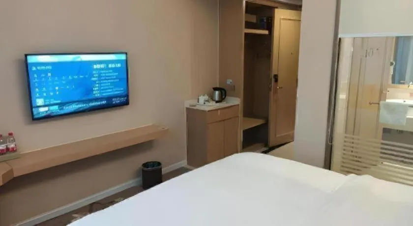 Bed in Vienna Hotel Shandong Qingdao Taidong Pijiu Street Liaoning Road