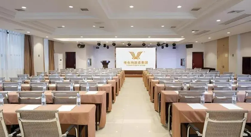 Vienna Hotel Hunan Huaihua Xupu Wanda Plaza Vienna Hotel Hunan Huaihua Xupu Wanda Plaza