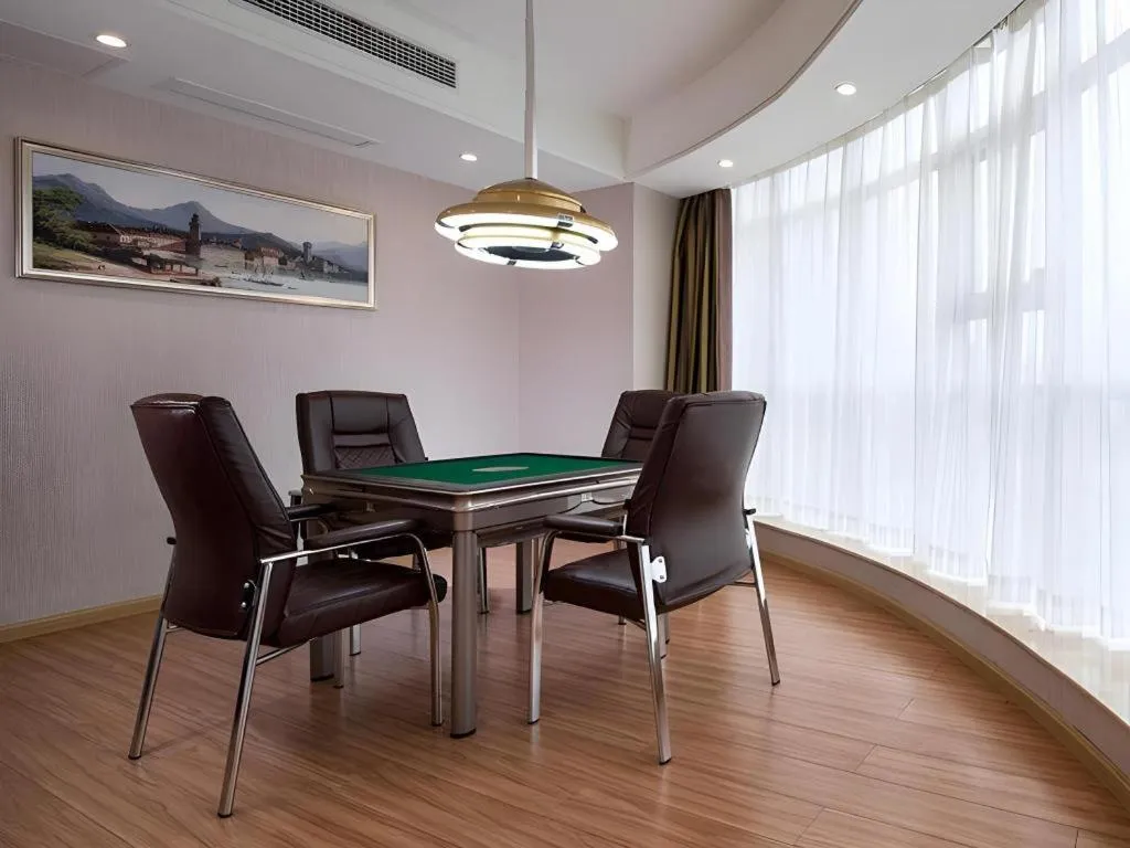 Vienna Hotel Hunan Huaihua Xupu Wanda Plaza