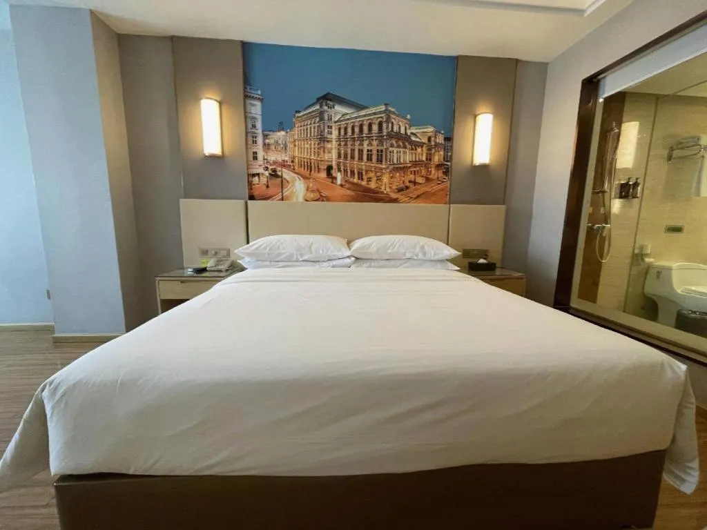 Bed in Vienna Hotel Hunan Huaihua Xupu Wanda Plaza